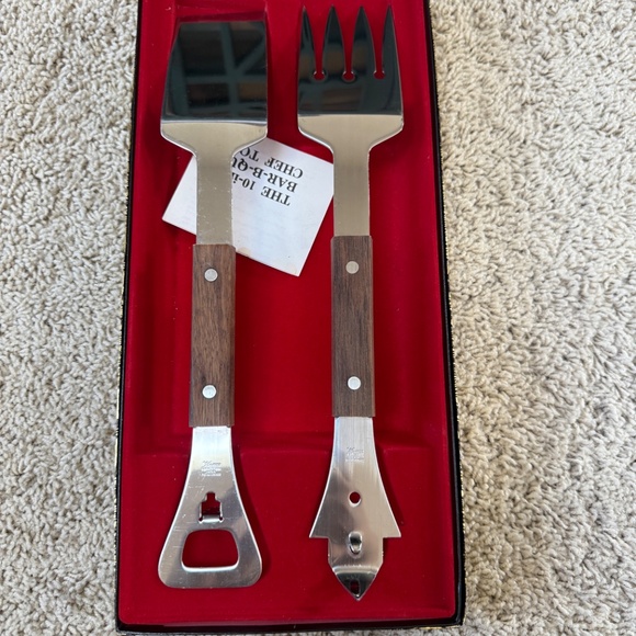 Vintage VERNON Chef Tong Set of 2 Pieces - Fork and Spatula 10 in 1 - Picture 2 of 7